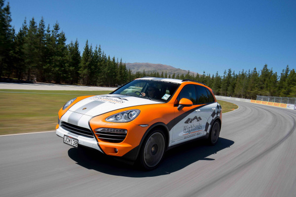 "" Highlands Taxi 2
