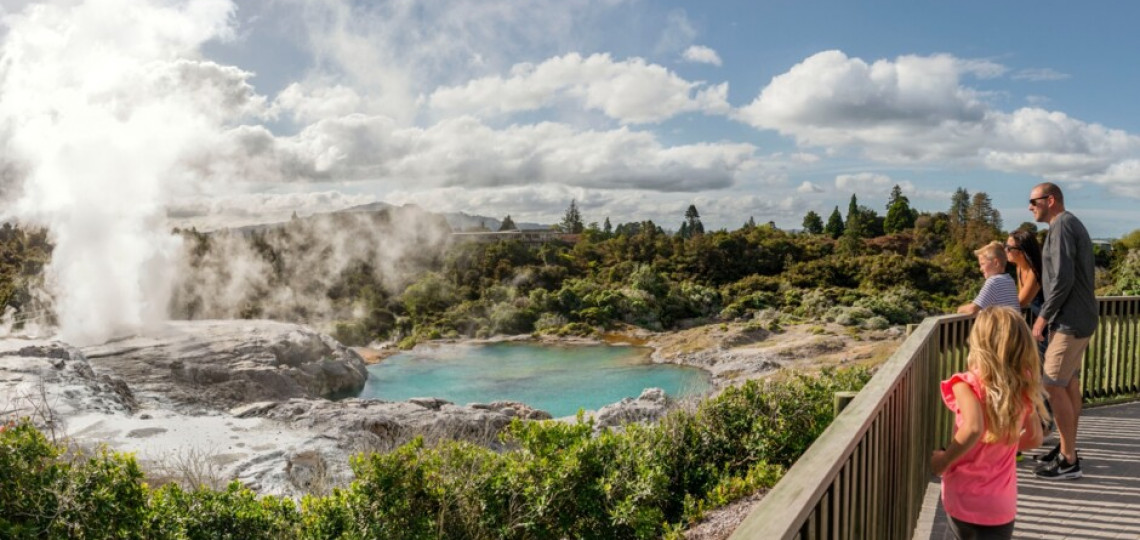 img 1713665356 4040 1436976 tbd asset aWxvdmVrZWxseQo CropResizeWzk0MCw1MzAsOTAsImpwZyJd