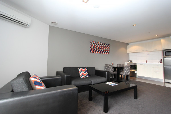 Waldorf Stadium Apartment Hotel