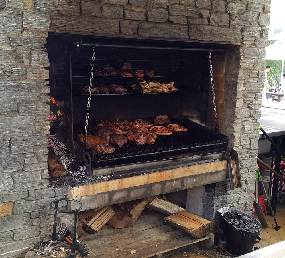 BBBQ lunch at Walter Peak